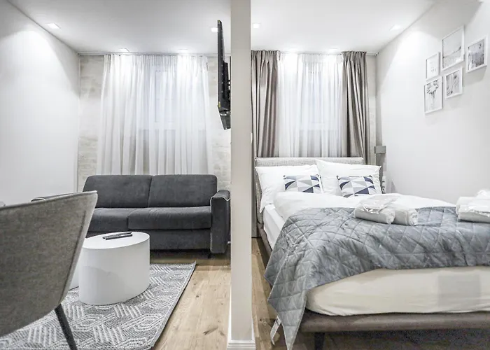 2 Bdr - Saphire, Right Near Schoenbrunn Palace Apartment Vienna