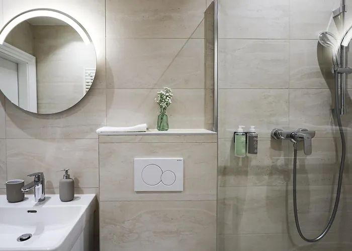 Apartment 2 Bdr - Saphire, Right Near Schoenbrunn Palace Vienna